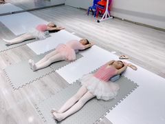 -艺熠舞蹈口才主持表演艺术中心(爱琴海校区)