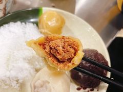 -粘豆包柴火铁锅炖