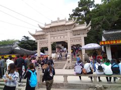 -灵岩山风景区