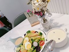 -丽莎沙拉轻食餐厅(国贸店)