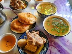 -園丁烤肉缸子肉