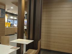 -麦当劳(乳山路店)