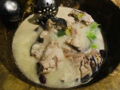 -滇香肴·云南菜蒸汽石锅鱼(云南北路店)