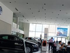 -交运起申一汽大众4S店(内江路店)
