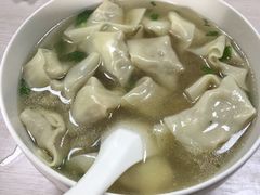 -周震馄饨