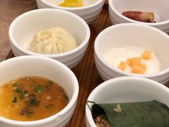 -乐领拈花溪·林涧食韵