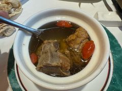 青榄虫草龙尾汤-老洋房花园饭店(绍兴路店)