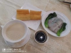 -麒麟山景大酒店岭南汇海鲜酒家(沙井店)