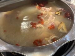 -光头药膳鸡(莱茵小镇店)