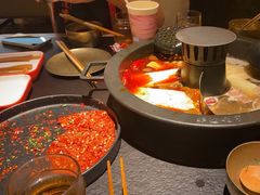 -晓宇重庆火锅(西安荟聚店)