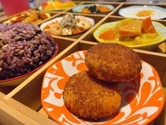 -轻蔬不用等·素食(江苏路店)