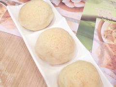 酥皮焗叉烧包-添好运点心专门店(中环IFC店)