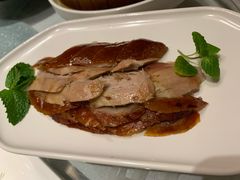 悦融酥香嫩烤鸭-悦融琥珀·京鲁菜·海味珍品(西单店)