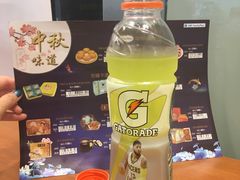 -全家便利店(宜山路站店)