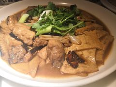 老板鱼炖豆腐-日丰园海肠水饺·老字号大连海鲜(和平广场店)