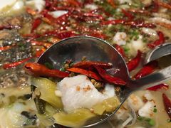 -姚姚酸菜鱼·金戈戈香港豉油鸡(喜荟城联名店)