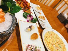 -青瓦餐厅·生鱼片·韩园烤肉(西塔店)