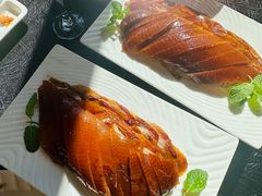 酥香嫩果木烤鸭-正德楼果木烤鸭·渔家菜(东港店)