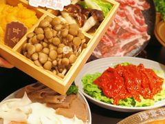 -廖掌柜·重庆鲜货火锅(上海首店)