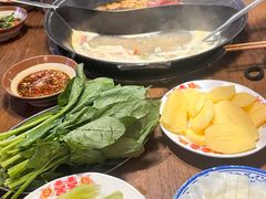 -萍姐火锅·公路夜市(武汉首店)