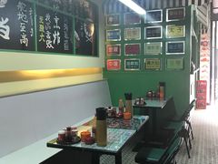 -莅香岛港式餐厅(滨江道店)