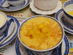 -广信牛奶甜品世家(台东店)