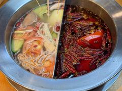 -钟大嘴牛杂串串火锅(龙泉总店)