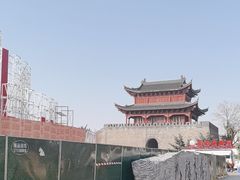 -巴陵广场
