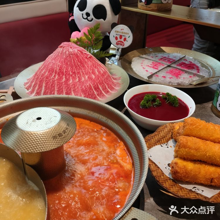 南山万象天地 | 熊猫主题火锅🐼