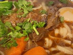 -康师傅私房牛肉面(马泉营奥莱店)