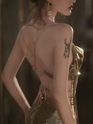 -艾米丽婚纱礼服