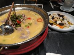 酸汤肥牛-四季小馆·潤·中国菜(越秀公园店)