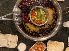 -邓莽子老火锅(中兴路总店)