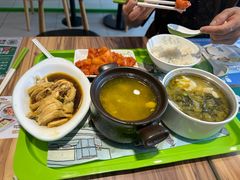 -老乡鸡(南京龙池地铁站蓝郡店)