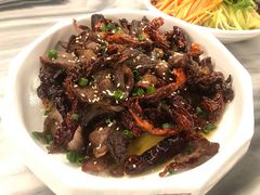 -蔼若春.传承三十年云南菜(金碧公园店)