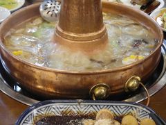 -岳记兴隆·青城腊排铜火锅(融创店)