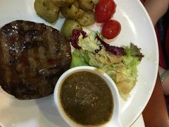 -斗牛士牛排餐厅(嘉里汇店)