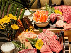 -铭牛烧肉·和牛海鲜自助(高新月牙湖店)