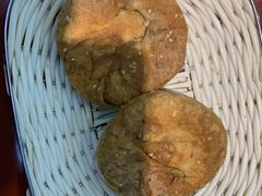 芝麻烧饼-天津乾毓德饭庄·清真传统炒菜·海鲜烧烤(咸阳路店)