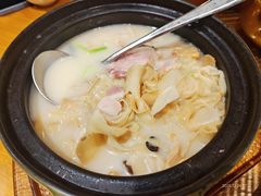 -乐忻皇朝(上海中心大厦店)