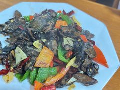 双椒炒见手青-龙姐私房菜(和顺古镇店)