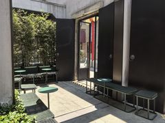 -星巴克臻选(上海今潮8弄店)