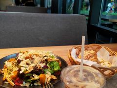 -麦田工坊(月湖店)