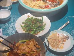 -呷湘厨·鱼汤捞饭·剁椒鱼头·辣椒炒肉(国家会展中心店)