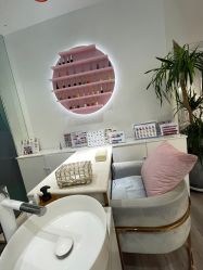 -染指坊日式美甲美睫设计中心