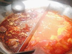 -湊湊火锅·茶憩(南京东路悦荟店)