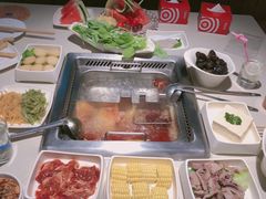 -海底捞火锅鲜切牛肉主题店(长寿路店)