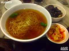 201107225809-功德林(南京西路店)