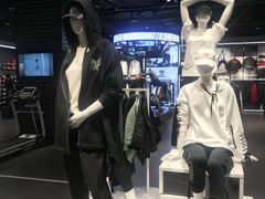 -李宁(苏州中心店)