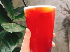 草莓蜜桃茶-拾壹cafe·工作室